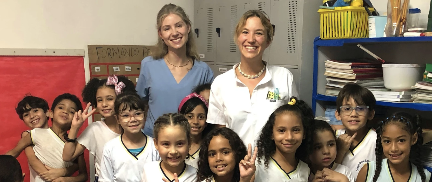 Mit Herz und Hand: Zwei junge Zahnärztinnen im Einsatz für Brasiliens Kinder